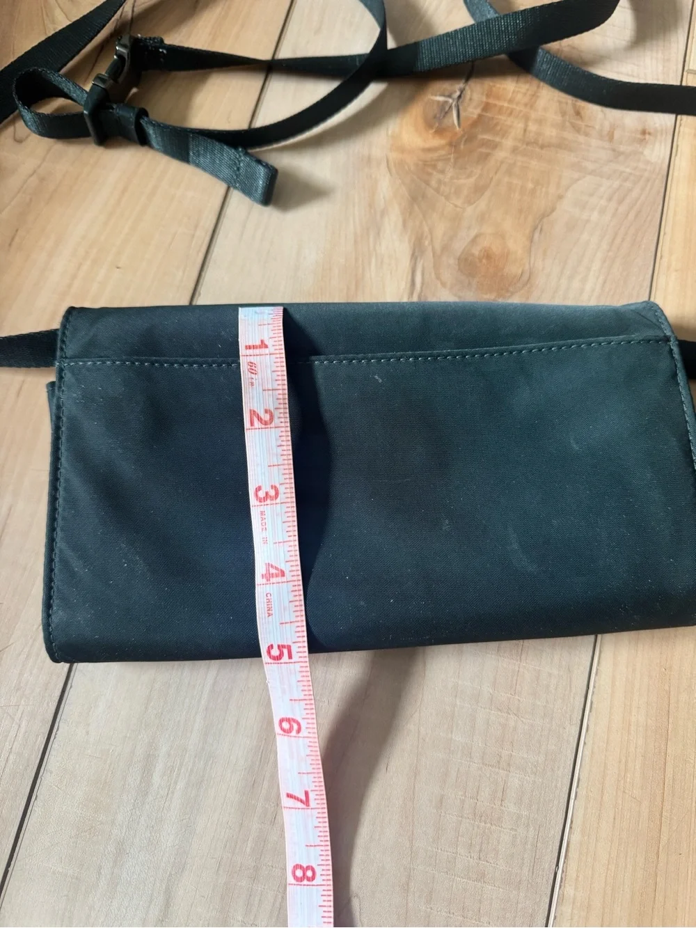 Lululemon Dark Green Crossbody Wallet Bag Purse